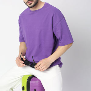 T-shirts pour hommes en coton 100% de couleur unie violette, col rond, haute qualité, logo personnalisé, vêtements de fitness à manches courtes - Product Image 2