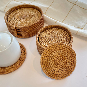 Juego de Posavasos de Ratán Hechos a Mano con Soporte, Posavasos Tejidos Estilo Boho para Tazas de Café, Tazas de Té, Decoración Rústica para el Hogar y la Cocina - Product Image 3