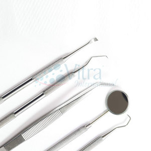 Kits de détartrage dentaire manuels en acier inoxydable de qualité supérieure - Finition lisse, robustes, réutilisables et écologiques pour les soins dentaires - Product Image 3