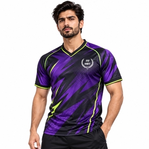 Maillot de football élégant conçu avec un tissu confortable et des coutures durables offrant une liberté de mouvement facile, une finition soignée et une fiabilité garantie. - Product Image 1