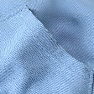 เสื้อฮู้ดดีไซน์สีบล็อก แฟชั่นสตรีทสไตล์ร่วมสมัย ลวดลายโดดเด่น เนื้อผ้านุ่มสบาย ทันสมัย น่าสนใจ - Product Image 3