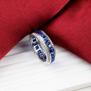 Anillo de Eternidad con Borde Pavé de Plata de Ley 925 Maciza con Circonita Cúbica Azul, Joyería Fina, Memoria Jewels - Product Image 5