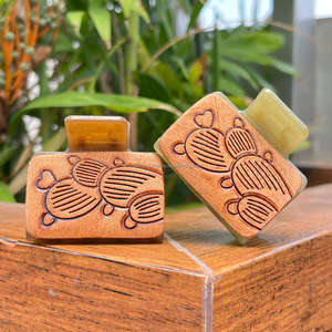 Custom Logo Desert Bloom Design <b>Tooled</b> <b>Engraved</b> Leather Mini Hair Clip for Women Personalized Strong Hold Luxury Hair Accessory - Product Image 5