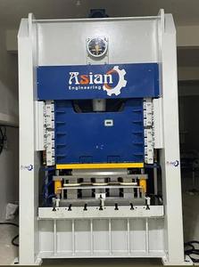 เครื่องผลิตภาชนะอลูมิเนียมฟอยล์อัตโนมัติเต็มรูปแบบ ขนาด 950 มล. ความเร็วสูง 60 ชิ้นต่อนาที สำหรับผลิตถาดอาหารสีเงินในอุตสาหกรรม ใช้ไฟ 440V - Product Image 3