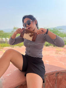 Nuevo estilo occidental Hair On Hide Colorful Hand Tooled Leather Clutch Mujeres Diseñado Monedero Venta caliente Tooled Leather Carteras únicas - Product Image 5