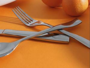 Juego de Cubiertos Moderno Premium de 20 Piezas para 4 Personas, Elegante Juego de Cuchillos, Tenedores y Cucharas para Cocina, Mesa de Comedor, Hogar y Restaurante a Bajo Costo - Product Image 4