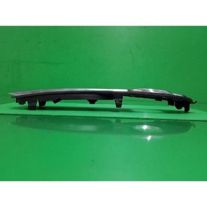 Garniture de phare antibrouillard droit (avant gauche) pour S80 2009-2011, d'occasion, OEM 30655929 - Product Image 2