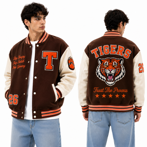 Chaqueta Letterman Rosa de Moda con Mangas de Lana y Logotipo Bordado para Mujeres y Jóvenes, Marca Privada, Hecho a Medida, Muestra Rápida - Product Image 5
