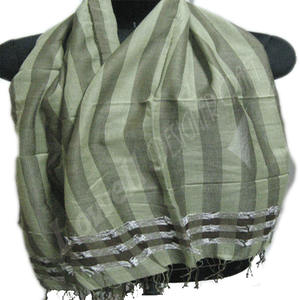 Bufanda de algodón suave a la moda, chal tejido a mano con rayas, bufanda de invierno unisex, bufanda ligera y elegante con rayas, estilo casual - Product Image 2