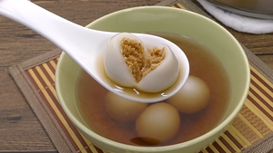 Boules de riz gluant vietnamiennes aux haricots mungo, boules de riz gluant congelées, boules de riz gluant colorées, qualité export ANGLE - Product Image 4