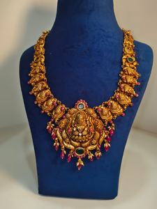 Conjunto de Joyería Tradicional India para Templo, Chapado en Oro de 22K con Rubí, Collar con Colgante de la Diosa Lakshmi, Regalo de Boda Étnico de Lujo - Product Image 3