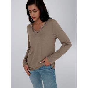 เสื้อยืดลำลองแขนยาวสำหรับผู้หญิงเสื้อลูกไม้คอวีทรงหลวมเหมาะสำหรับใส่ไปทำงาน2025 2025ฤดูใบไม้ร่วง - Product Image 2