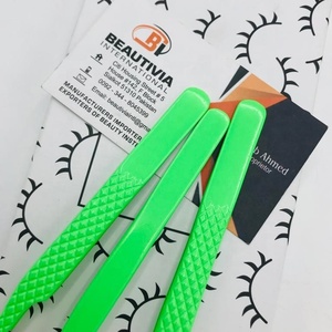 Pince à cils durable en acier inoxydable japonais pointe Plasma pince à épiler Logo gravé personnalisé - Product Image 3