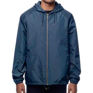 Chaqueta Cortavientos con Capucha Verde para Hombre, Estilo Bomber, Cierre de Cremallera, Exterior de Poliéster, para Otoño - Product Image 2