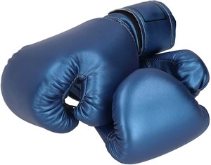 Gants de MMA Premium Noirs et Rouges pour Entraînement – Mitaines Professionnelles d'Arts Martiaux pour Sparring et Frappe en PU, Imperméables, Ajustables pour Femme - Product Image 4