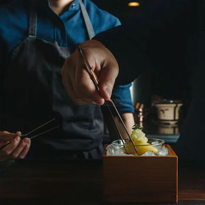 SIGAL MEDCO - Juego de 5 Pinzas de Cocina de Acero Inoxidable de Alta Calidad, Pinzas Largas Curvas y Puntiagudas, Utensilios para Cocinar y Asar a la Parrilla - Product Image 3