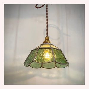 Abat-jour suspendu en verre ambré d'inspiration vintage, luminaire décoratif pour restaurants et éclairage domestique - Product Image 3