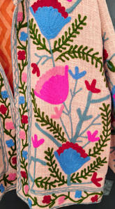 Veste matelassée en coton Suzani réversible brodée à la main, motif floral bohème, respirante et écologique, collection hiver 2026, best-seller - Product Image 4