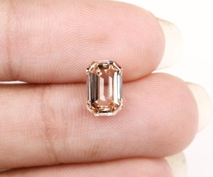 Pendentif et Bague de Mariage en Diamant de Laboratoire Couleur Champagne Taille Émeraude 2,13 CT Certifié IGI OM GEMS - Meilleures Ventes - Product Image 6