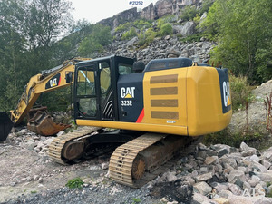 รถขุดตีนตะขาบไฮดรอลิก Caterpillar รุ่น 323 มือสอง ปี 2023 น้ำหนัก 22 ตัน พร้อมลูกปืนและมอเตอร์ สำหรับงานเหมือง ก่อสร้าง และงานดินดิบ ขาย - Product Image 4