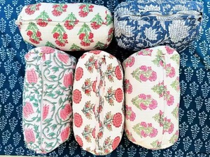 Toiletry Bag Floral Embroidered Cotton Cosmetic Case Medium Capacity Zipper Pouch Classic Style Portable <b>Makeup</b> Organizer - Product Image 6