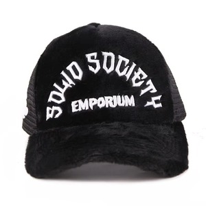 Wholesale Plain <b>Style</b> Trucker Caps High Quality Custom Embroidery Logo <b>Head</b> Wear Trucker Caps For Adults - Product Image 1