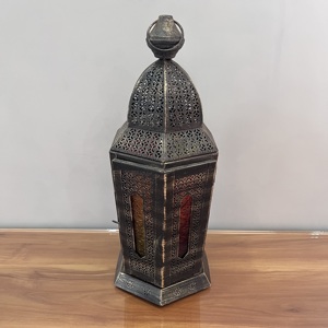 โคมไฟเหล็กแกะสลักลายมือ งานฝีมือ ดีไซน์สวยงาม รูปทรงแปลกตา สำหรับตกแต่งบ้าน ใช้ได้ทุกโอกาส รุ่น L514 - Product Image 4