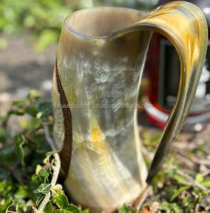 แก้วน้ำเขาสัตว์แบบออร์แกนิกสไตล์ไวกิ้ง งานฝีมือขัดเงา ลายสัตว์ แนวทะเล ของที่ระลึกจากยุโรป ทำจากวัสดุธรรมชาติ - Product Image 5