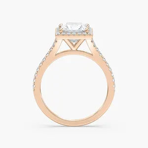 Bague de fiançailles Charlotte avec halo de diamants taille princesse d'un carat et demi, élégante, classique, bijoux féminins intemporels et raffinés - Product Image 2