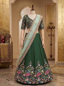 Lehenga Choli brodé floral vert de créateur avec dupatta en filet – Lehenga ethnique multicolore pour mariage et soirée - Product Image 2