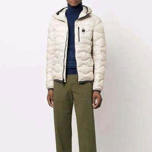 Chaqueta de Plumón para Hombre de Alta Calidad, Diseño Nuevo y en Oferta, Chaqueta de Plumón con Cierre de Cremallera para Hombre - Product Image 3