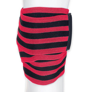 Soporte de Codo con Rayas Rojas y Negras, Neopreno, Cierre Ajustable con Gancho y Bucle, Protección para Levantamiento de Pesas, Unisex, Todas las Temporadas - Product Image 4