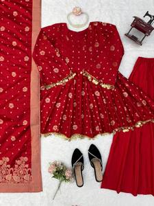 Ensemble Kurta de Soirée pour Femme en Soie Satinée Tissée, avec Dentelle Fantaisie à Motifs Monnayeurs, Réversible, Infroissable, Séchage Rapide, Coupe Ample Classique, Style Indien Pakistanais - Product Image 5