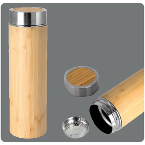 Bouteille d'eau personnalisée avec finition bois pour la remise des diplômes et Noël - Product Image 1