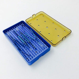 Juego de Instrumentos Oftálmicos Manuales de Titanio de Alta Calidad, 4 Piezas: Pinzas, Portaagujas, Tijeras, con Certificación CE ISO, Garantía de 3 Años - Product Image 1