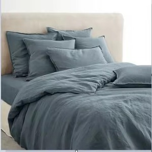 Ensemble de housse de couette et de taies d'oreiller Queen Size avec des propriétés antistatiques et antibactériennes - Product Image 5
