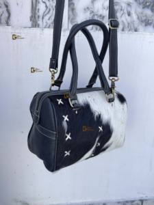 กระเป๋าหนังวัวแท้แบบสะพายไหล่ ดีไซน์ทันสมัย คุณภาพสูง จุของได้เยอะ เหมาะสำหรับผู้หญิง - Product Image 3