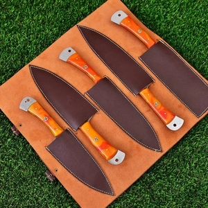 Juego de Cuchillos de Cocina Japoneses Profesionales de Alta Calidad, Acero de Damasco de 67 Capas, Mango de Madera Pakka, Cinco Piezas, Acero Ecológico - Product Image 4