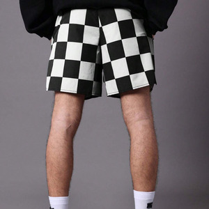 Shorts pour hommes à carreaux personnalisés, taille mi-haute élastique, style décontracté, motif noir et blanc tissé, longueur courte, vente chaude - Product Image 2