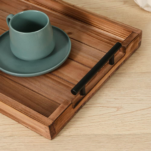 ถาดเสิร์ฟอาหารทำด้วยมือทำจากไม้สนพร้อมที่จับโลหะในราคาโรงงานสำหรับผู้ขายออนไลน์ - Product Image 6
