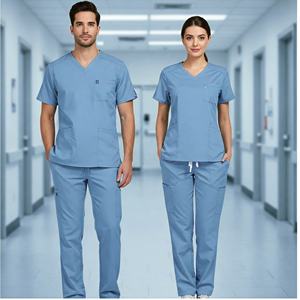Ensemble de blouses médicales haut de gamme pour hommes et femmes, haut à col en V et pantalon cargo, coupe moderne, haut de blouse avec poches, pantalon à taille élastique - Product Image 2
