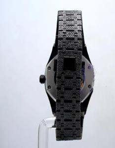 Nouveau modèle entièrement noir de luxe, cadran en cristal, mécanique de haute qualité, diamants Moissanite, style hip-hop urbain et tendance - Product Image 4