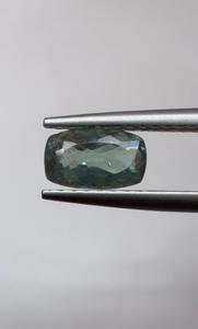 Alejandrita Natural Corte Cojín Verde Azulado 7.80x4.70mm 0.98ct Certificado IGI Cambio de Color para Joyería Personalizada Anillos/Pendientes - Product Image 1