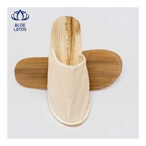 Pantuflas Premium 2026, las Más Vendidas, Superficie Suave, Calzado de Interior, Comodidad para los Pies y Uso Diario en el Hogar - Product Image 3