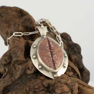 Pendentif en argent sterling plaqué or avec rhylite dendritique fait main, bijou élégant en pierre précieuse, cadeau de fiançailles unisexe - Product Image 4