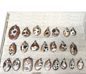 Top Tendance Araignée Septarienne Pendentif Collier Femmes Guérison Naturelle Cristal Gemme Meilleure Vente Pendentif Bijoux De Mode - Product Image 4