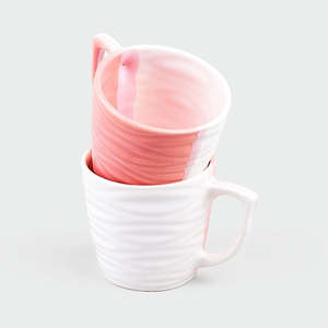 ชุดถ้วยชาเซรามิกสีขาวและชมพูแบบมีลาย จำนวน 2 ใบ - Product Image 1
