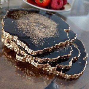 Unique Handmade Resin Coaster Set For Gift Item Home Decoration And Elegant <b>Table</b> <b>Protection</b> For Everyday Beverage Use - Product Image 3