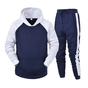 Conjunto Deportivo Premium para Hombre, Sudadera con Capucha y Pantalones Deportivos Elegantes para Ejercicio y Moda Urbana - Product Image 3