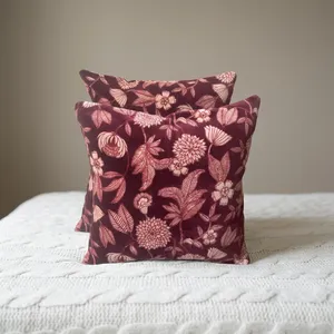 Juego de 2 Fundas de Almohada de Terciopelo Floral, Fundas Decorativas Suaves para Cojines, Color Granate y Rojo Óxido, Fundas para Cojines Decorativos Botánicos - Product Image 6